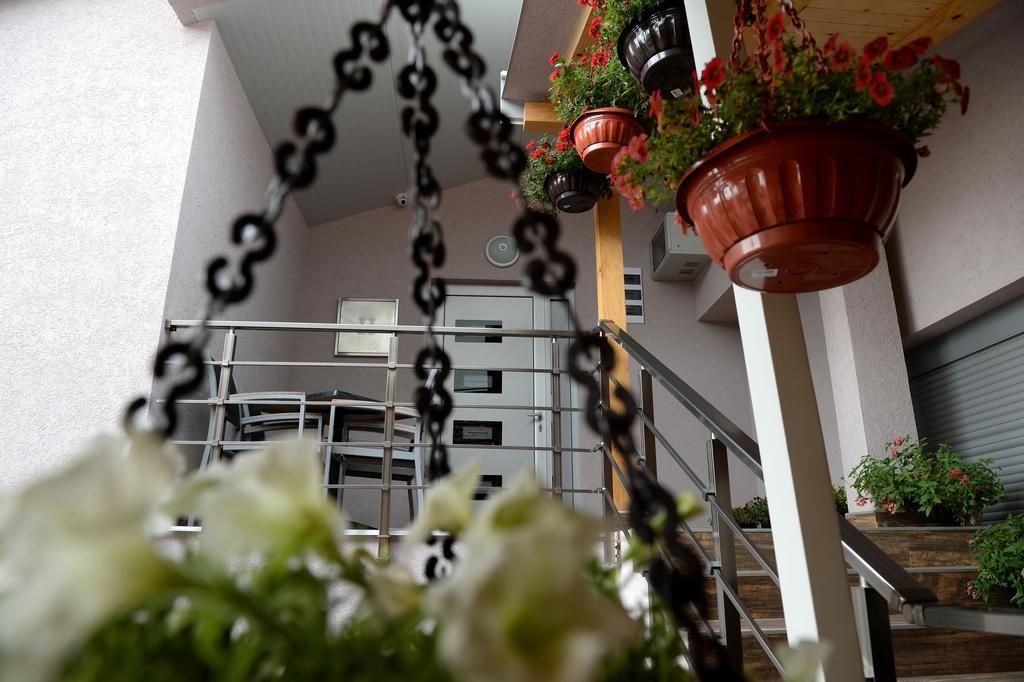 Guesthouse Dokic Leskovac  Eksteriør billede