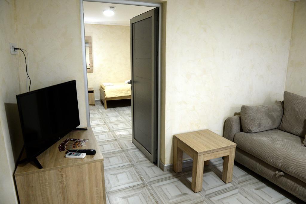 Guesthouse Dokic Leskovac  Eksteriør billede