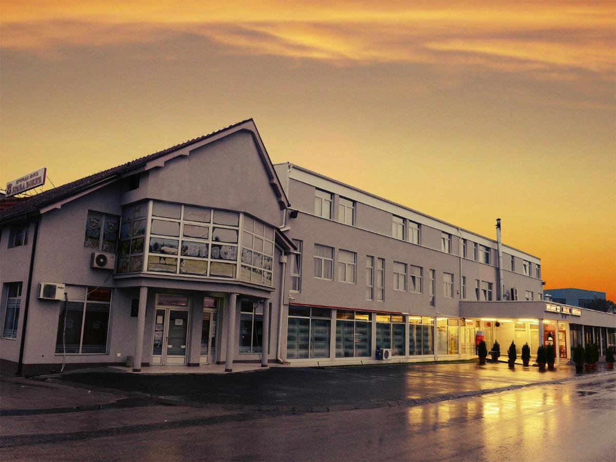 Guesthouse Dokic Leskovac  Eksteriør billede